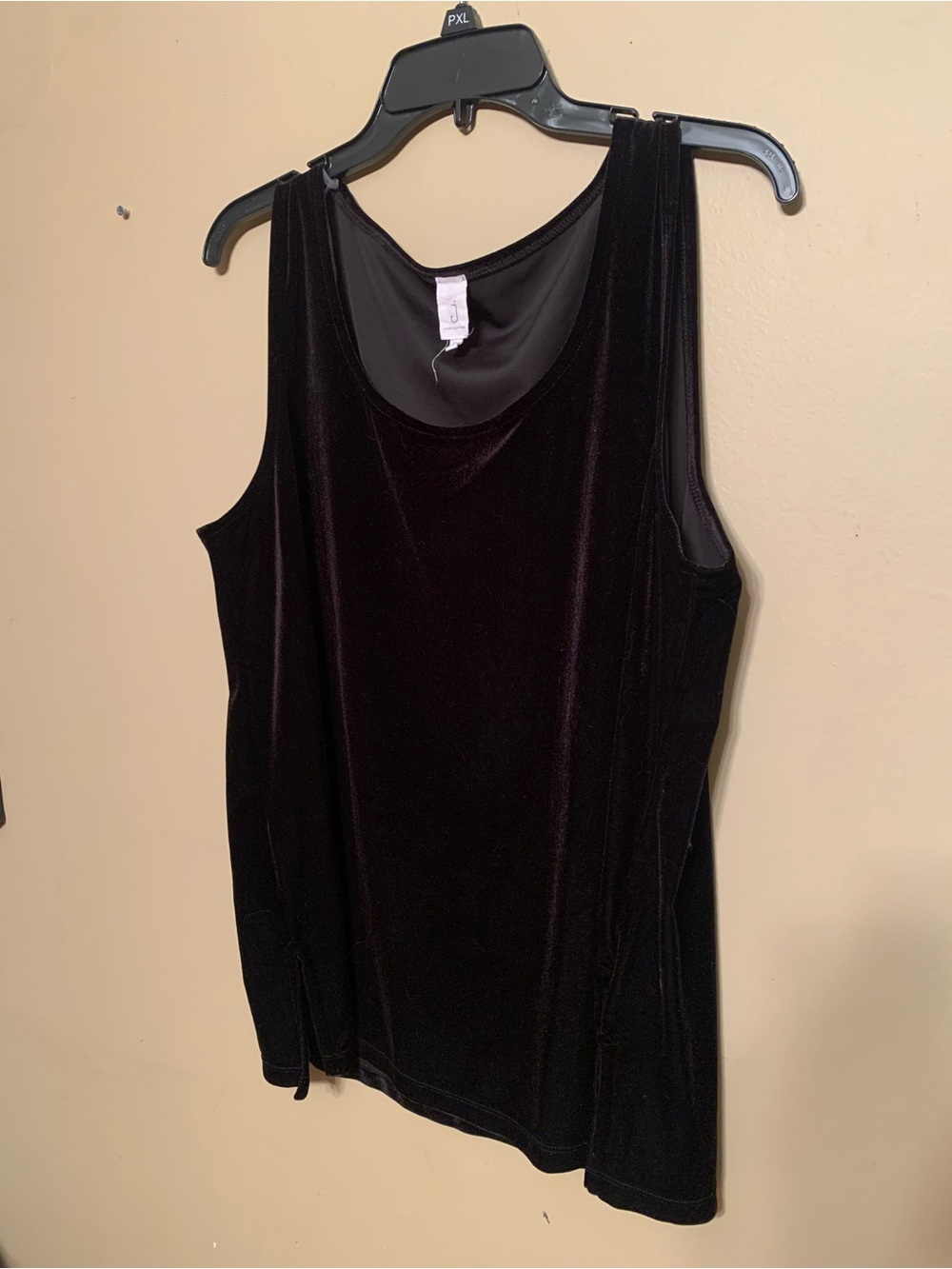 Jones New York Black Velvet Scoop Neck Tank
